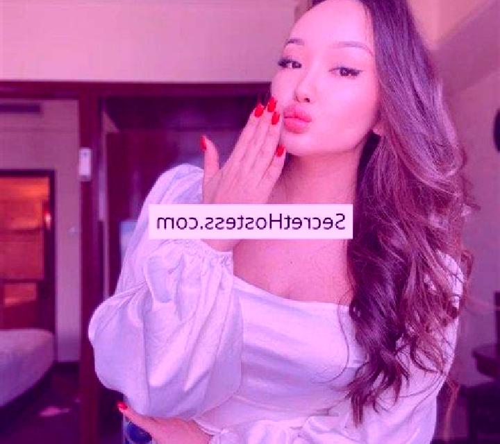 Andrea La Tirana escort