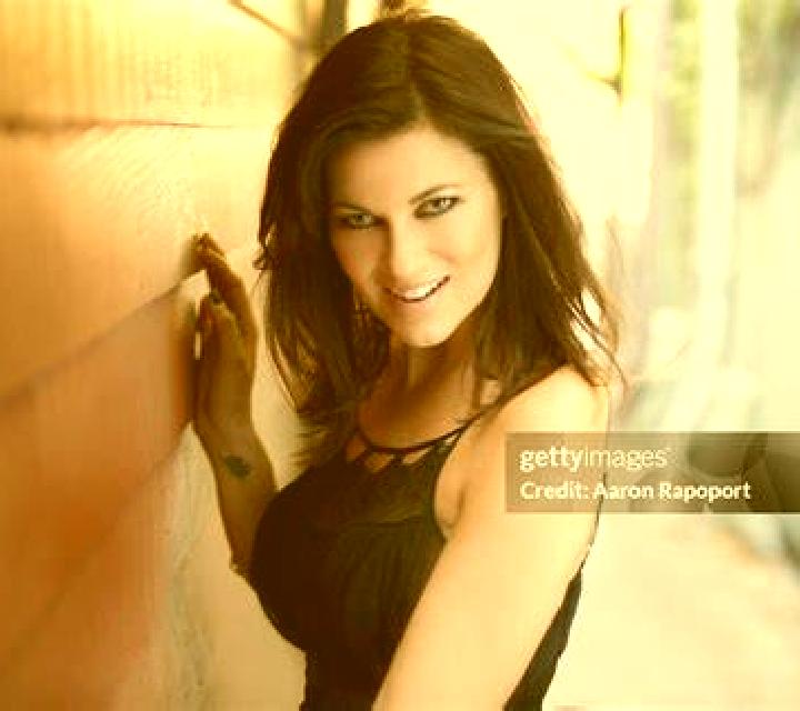 Cecilia Renca escort