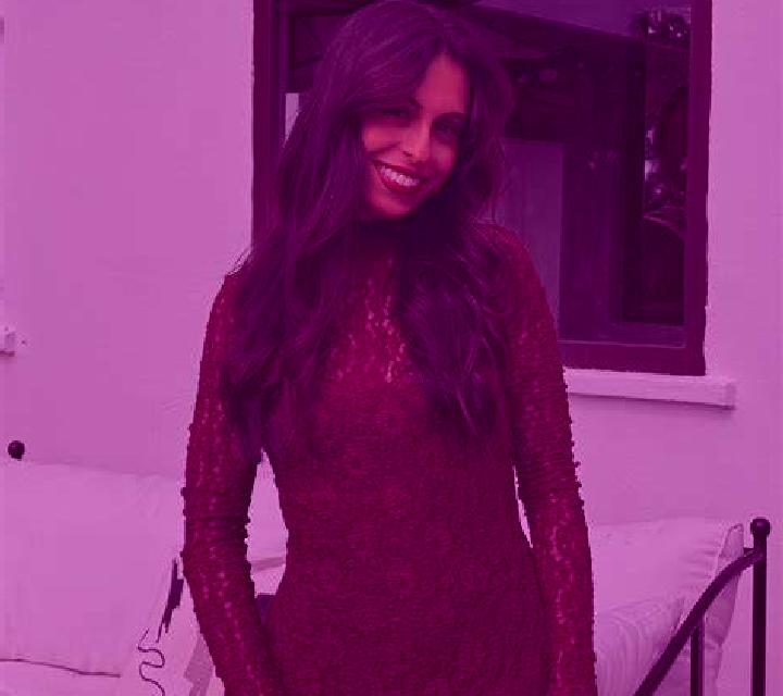 Diana Maria Elena escort