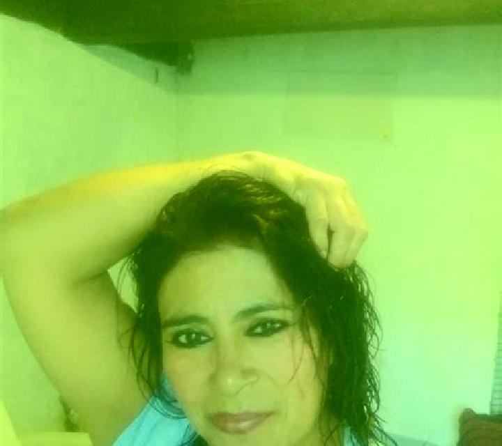 Olivia 2 Perquenco escort