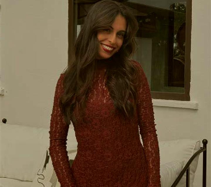 Vicenta 2 Constitucion escort